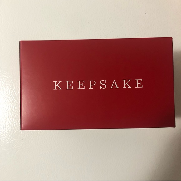 Victor Geist Hallmark Keepsake 2023 Disney Haunted Mansion Ornament NEW IN HAND - Picture 4 of 5